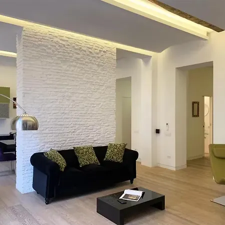 Please Read My Host Profile At Bottom Of Page Before Making A Request # Luxury In # Milan